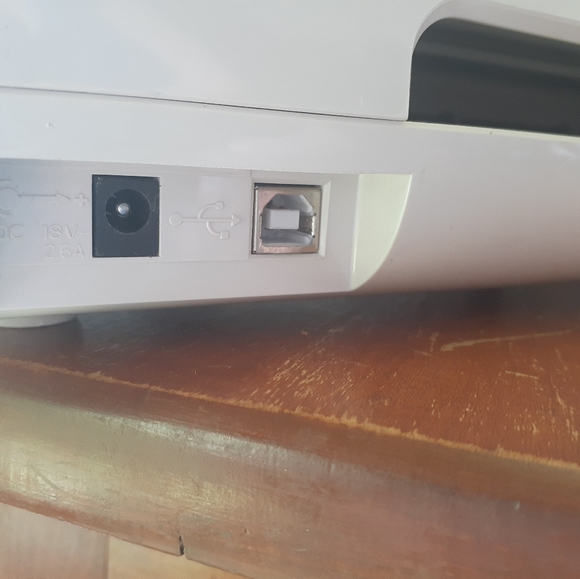 Cricut Expressions Bundle - Picture 3 of 9